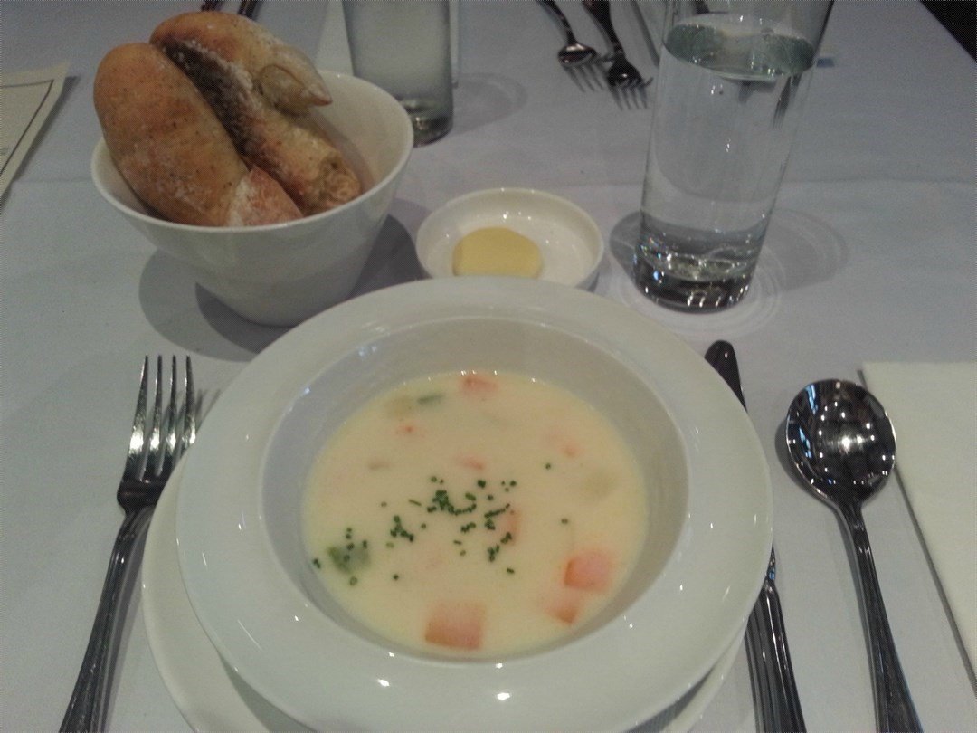 likes             likes           england seafood chowder