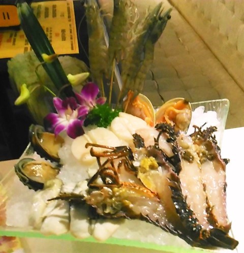 海鮮拼盤 - 佐敦的龍蝦大王火焰醉鵝火鍋