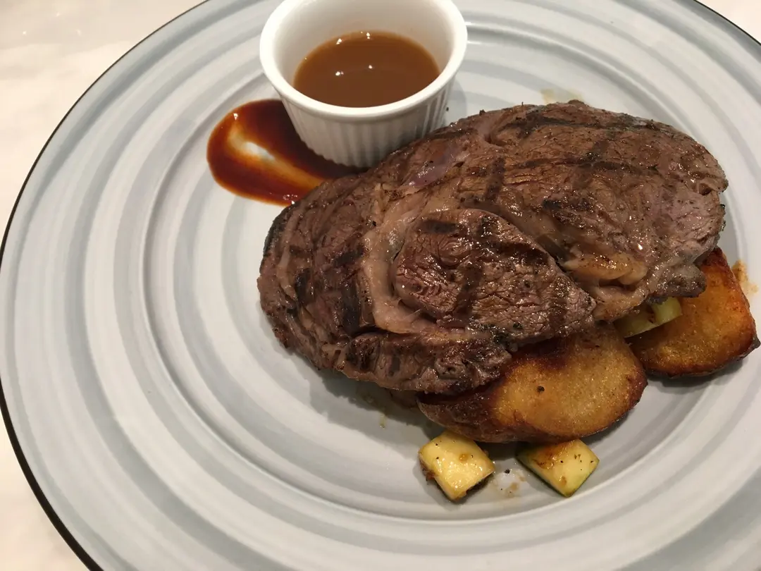 8oz rib eye steak  $ 95