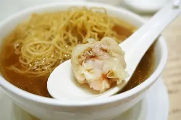 雲吞麵鋪唔可以係全港最好嘅餐廳？