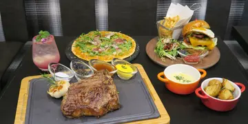 黄埔新开酒店级质素西餐厅  自家制手工菜式值一试   （有片）