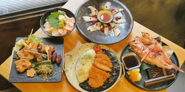 西營盤日式小店$10隻生蠔  日限15份黑咖喱吉列豬扒飯