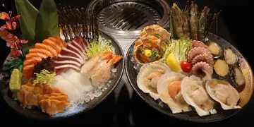 送海鮮拼盤、刺身盛、特上牛肉盛、燒蠔 $288 燒肉海鮮放題(有片)