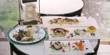 尖咀新开南非鲍鱼主题餐厅   Happy Hour叹鲍鱼+任饮汽泡白酒两个钟(有片)