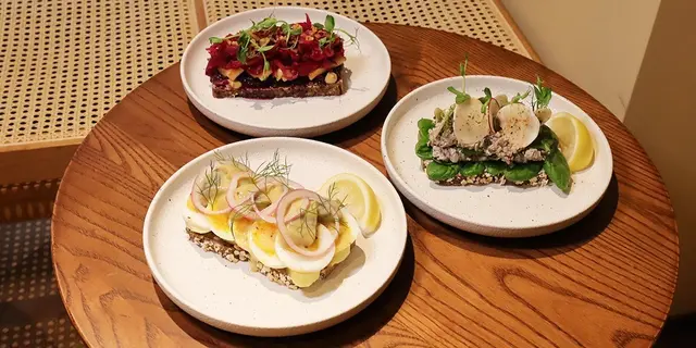 上環新開北歐咖啡室 沙律+小食化身傳統外餡三文治