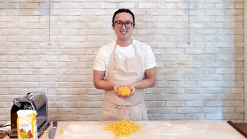 【專訪】法證畢業轉整麵 疫情間靠Meal Kit發圍 「手工意粉係藝術」