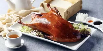 【识食攻略】3小时片皮鸭放题 无限任叫超过40款美食