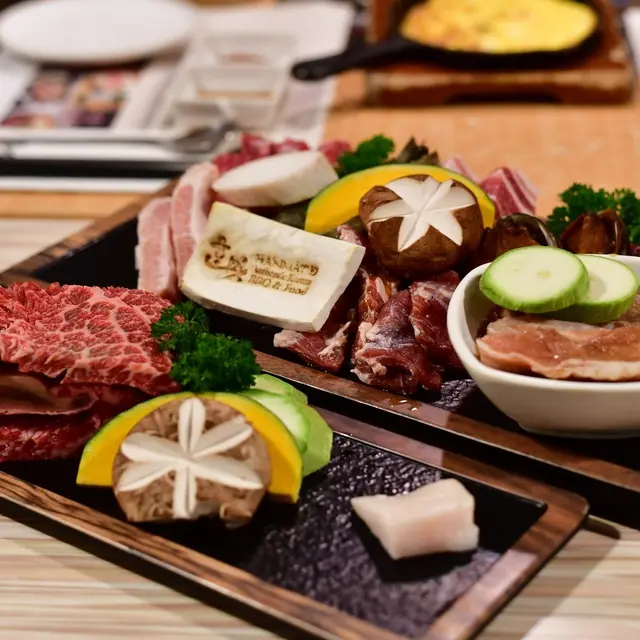 Highly recommended Korean beef & crab