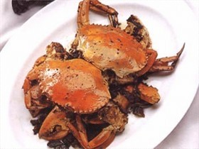 Fried crab with sweetened bean paste