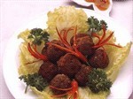 Fried beef meatballs with Fruity  sauce