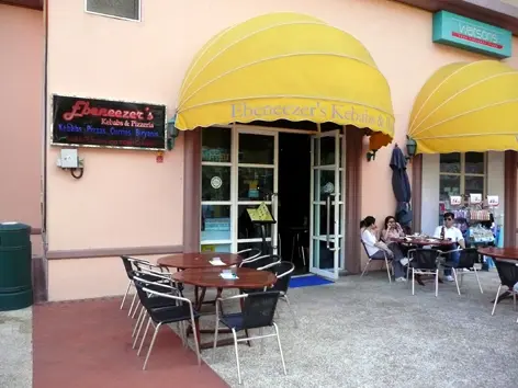 Ebeneezer's Kebabs & Pizzeria (黃金海岸)