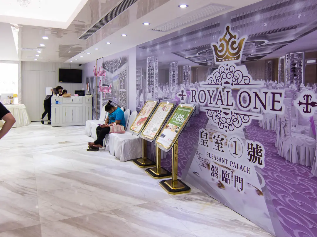 Royal One Pleasant Palace