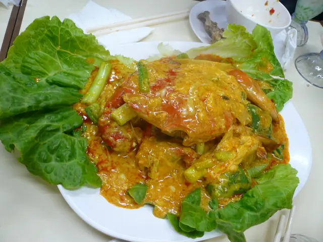 應該係辣椒膏炒蟹~~~好味道呀, 個汁用黎撈飯  正 !! 