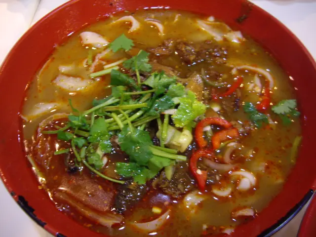 蘭州牛肉刀削麵