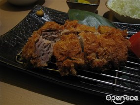 吉列千層蒜味黑豚肉定食 - 旺角的近又吉列黑豚專賣店