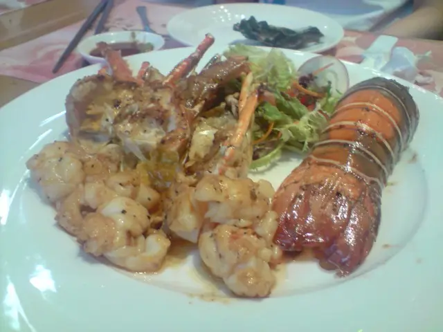 鐵板龍蝦: 推介!