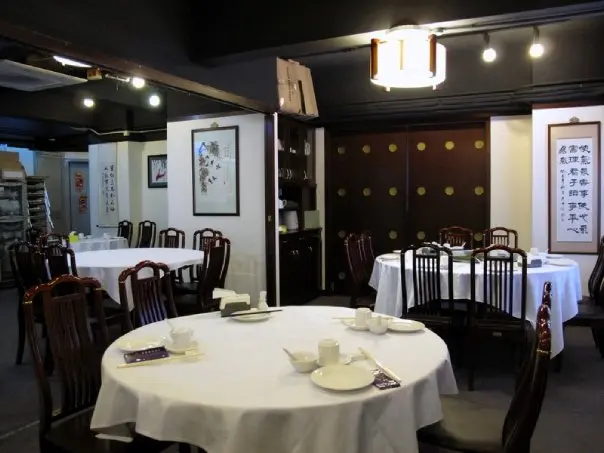 大宅門風格,都坐得舒服的。