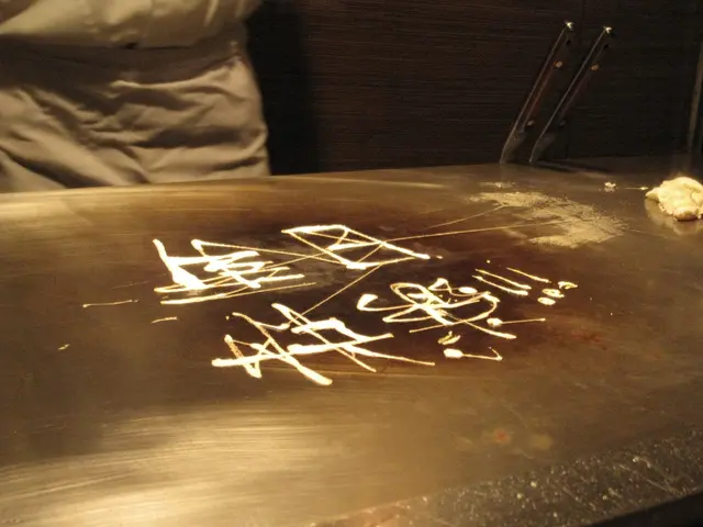 送給朋友的~ 不過edmond 無講佢句名句: 我淨係識呢d ja .. wakaka