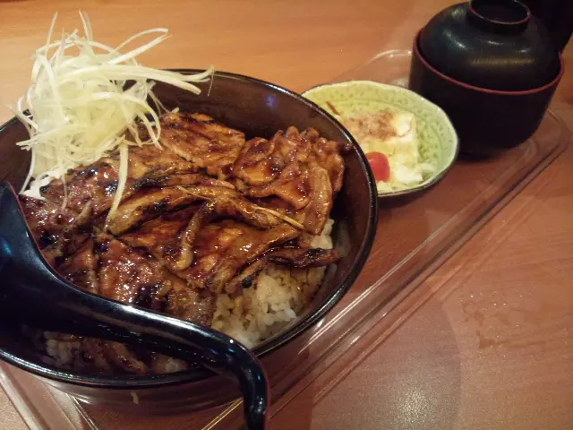北海道十勝薄燒豬扒飯