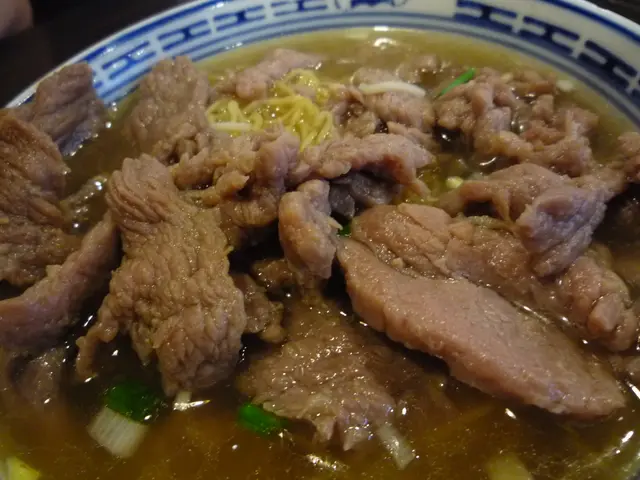 鮮牛肉麵
