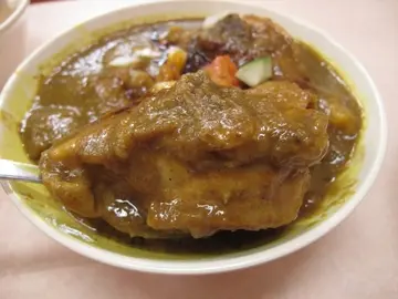 雞肉大件啖啖肉