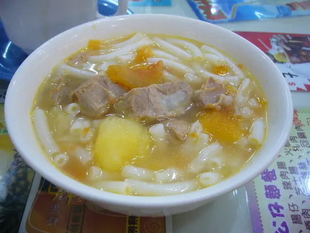 番茄薯仔排骨湯水晶粉