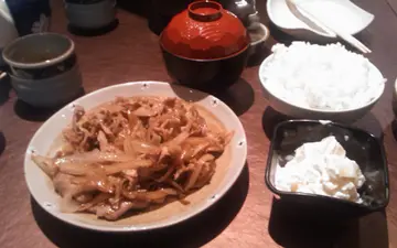 豚肉生姜燒定食