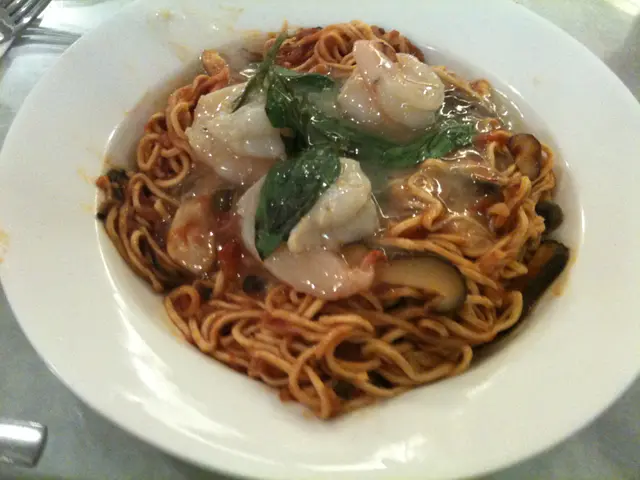 茄汁蝦球菇伊麵