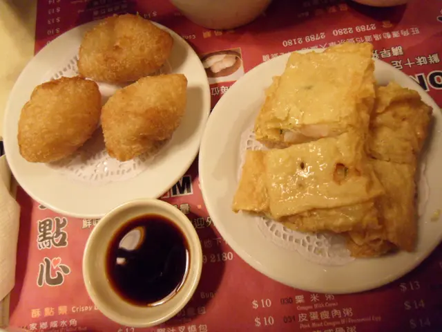 鮮蝦腐皮卷+咸水角