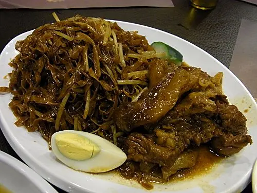 鮮黃牛筋黑豉油乾撈麵值得一試