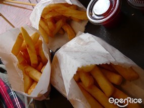 Wings To Go - Wings, Hotdogs &amp; Burgers Shop&#39;s photo in Hung Hom 