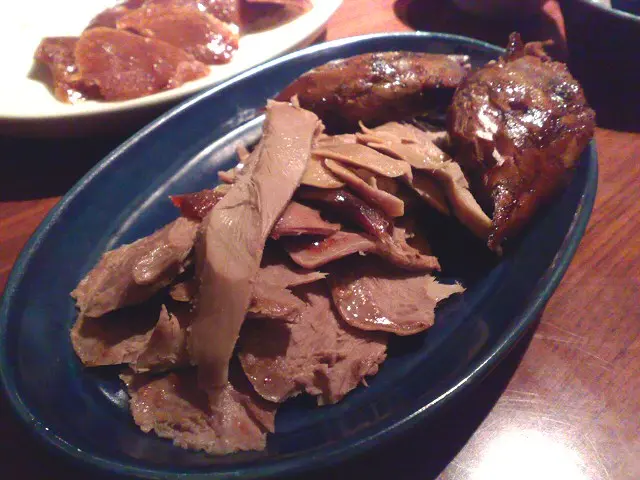 Peking Duck Meat and Head Moist and Ok-Tasty.