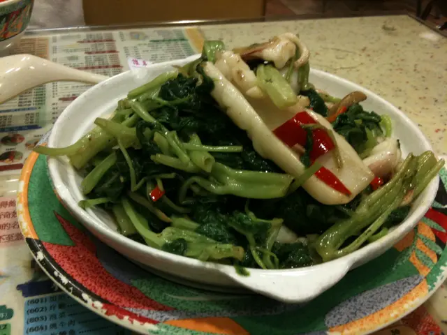 蝦醬通菜炒鮮魷