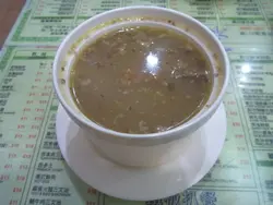 例湯：蓮藕煲雞腳