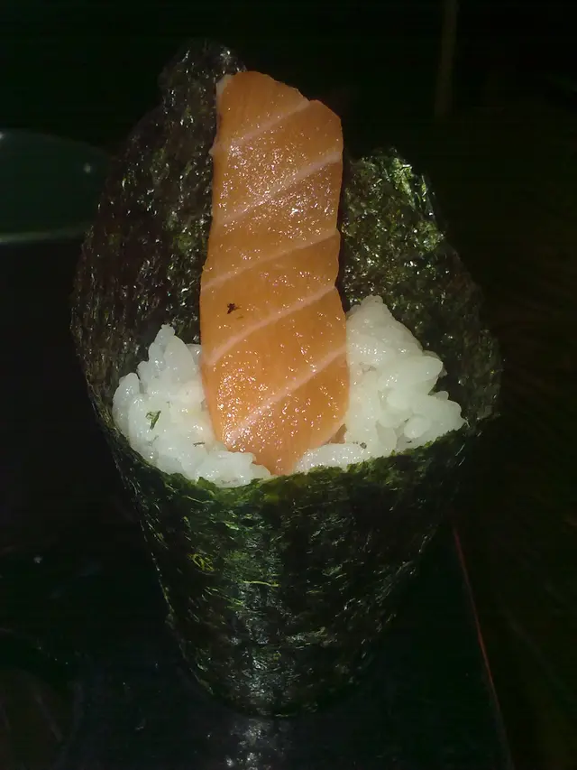 三文魚手卷, 差