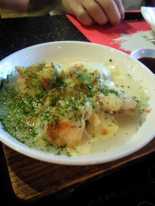 焗帶子(?)醬汁香濃+帶子嫩滑,不俗!=]