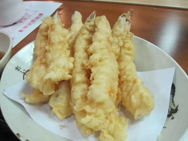 勁厚粉,隻蝦唔知去左邊