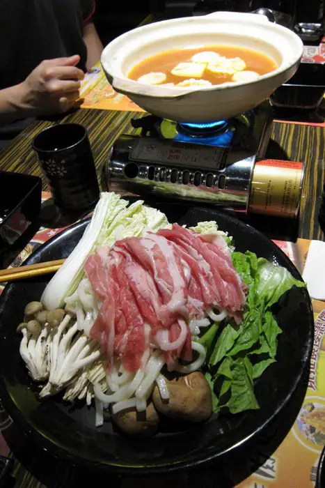 日式牛肉火鍋