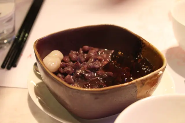 黑糖白玉子