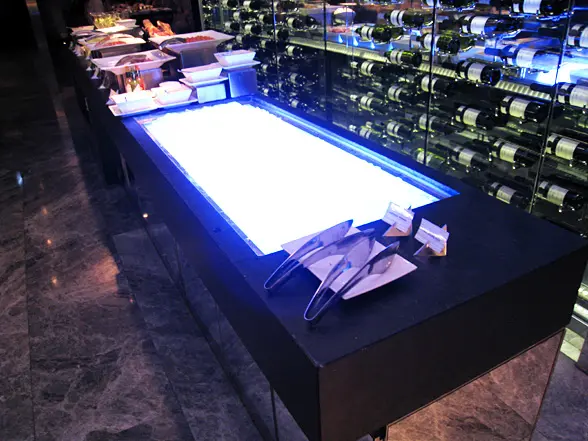 蠔檯好唔掂，7:45已經開始呢個樣，無加過