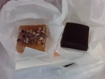 眉豆糕&芝麻糕
