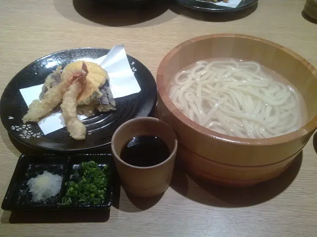 雜錦天婦羅斧揚烏冬