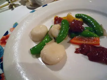 榆耳彩椒炒玉带