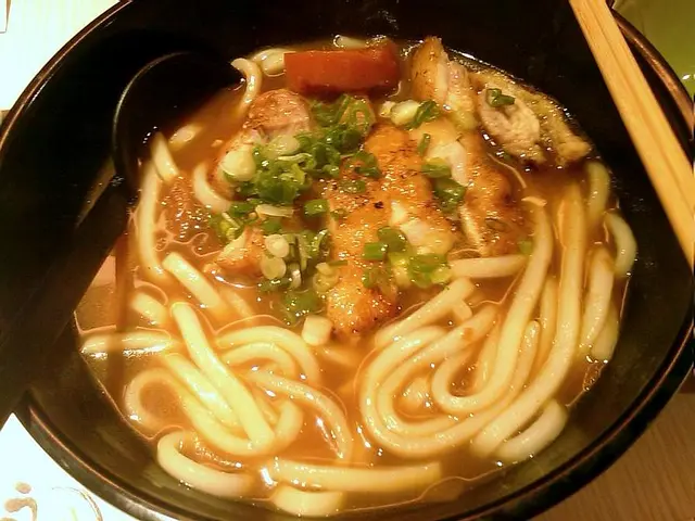 雞扒咖哩湯烏冬