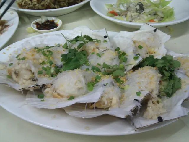 蒜蓉粉絲蒸扇貝