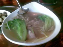 上湯浸魚角