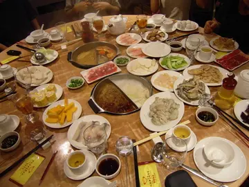 Hotpot - a good choice for group gathering~