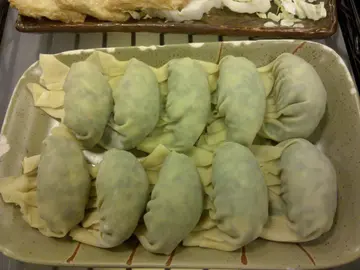 最惊喜的9菜饺, 人多一定要叫.