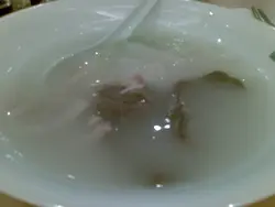 牛展雞絲米線