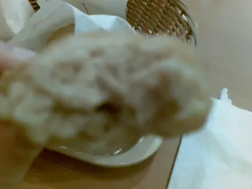 一半的摩斯鸡块